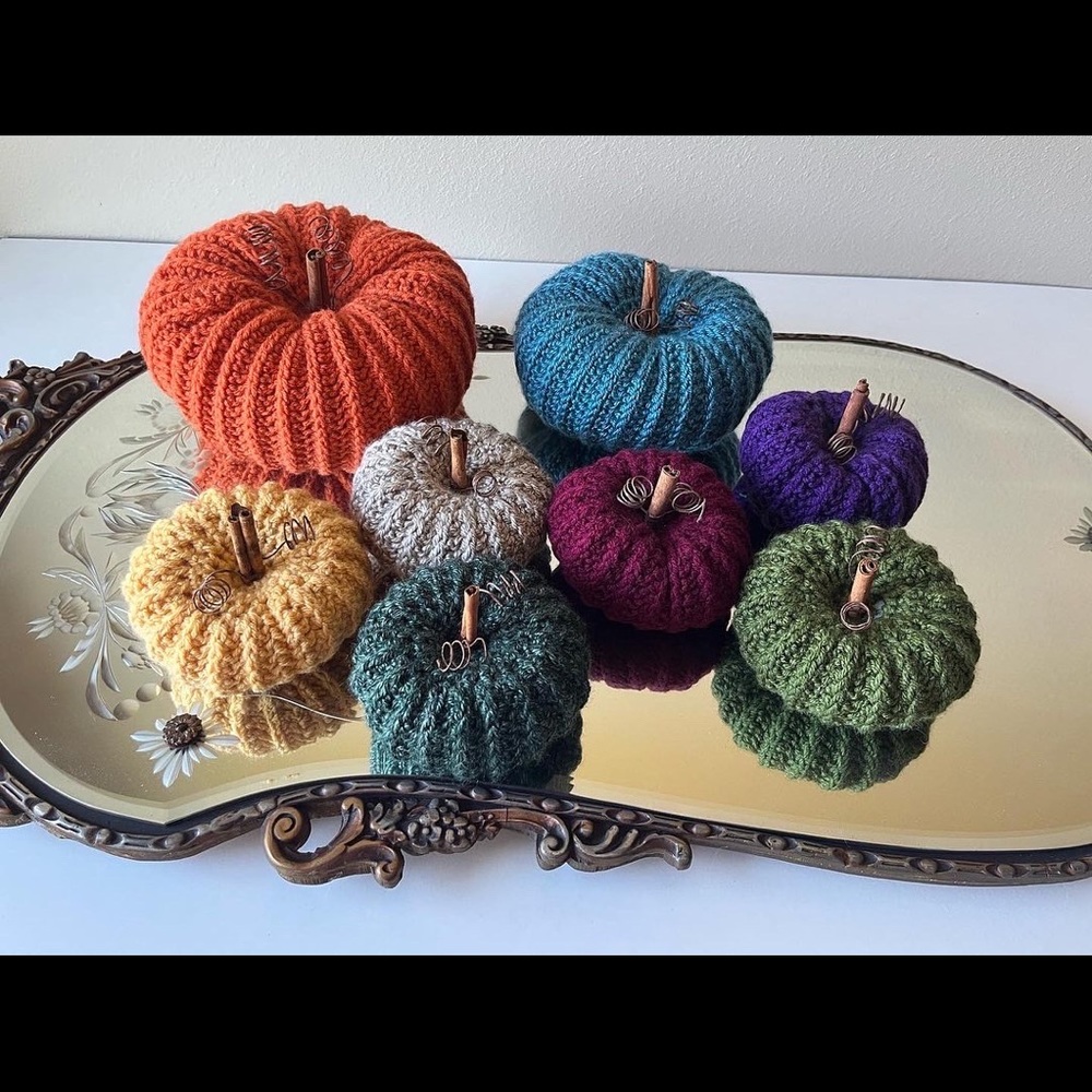 Mini Wheat Handmade Pumpkin - Picture 3 of 3